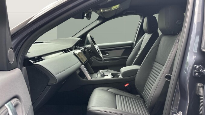 Land Rover Discovery Sport 1.5 P270e Landmark 5dr Auto [5 Seat] Station Wagon - Image 3
